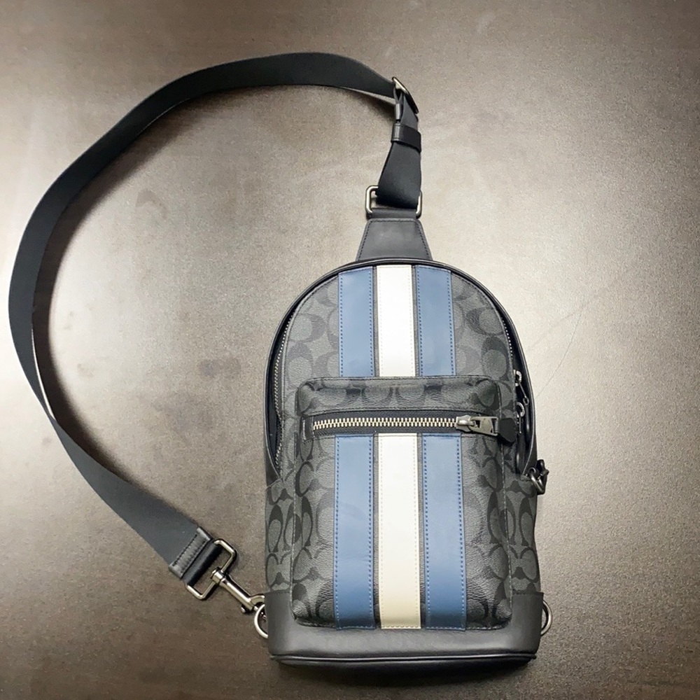 Coach Bag - WEST PACK IN SIGNATURE CANVAS WITH VARSITY STRIPE